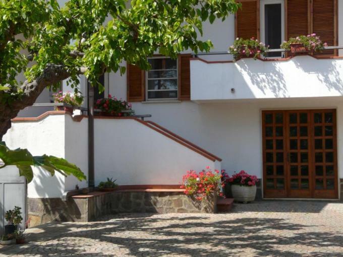 Bed and Breakfast La Quercia Altavilla Silentina Exterior foto